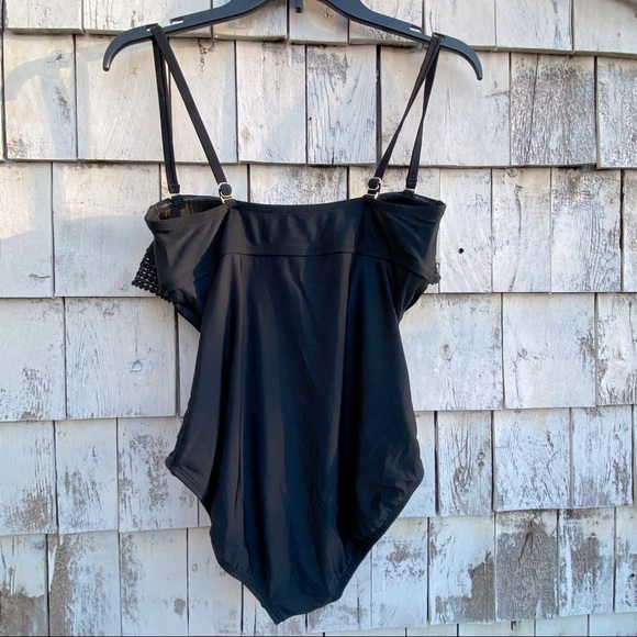 Kona Sol Crochet Flounce One Piece Swimsuit - Picture 3 of 7